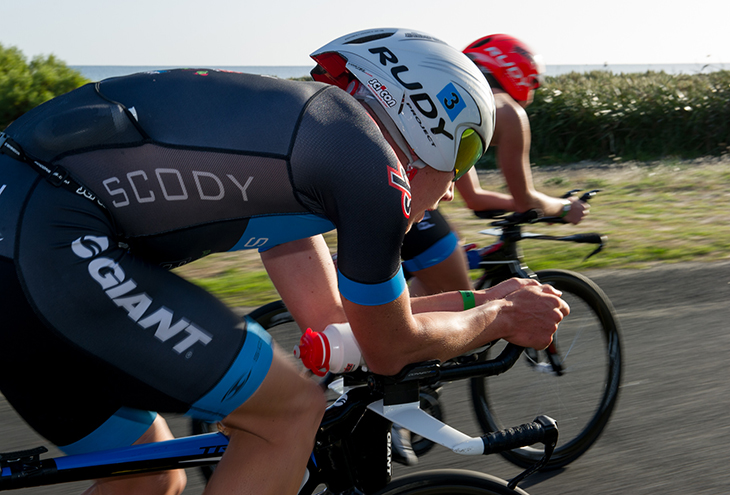 How to Choose a Men's Tri Suit 